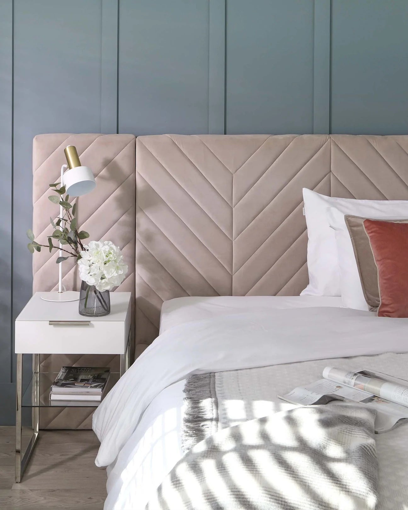 Luxury Caroline Extra Wide Panelled Bed