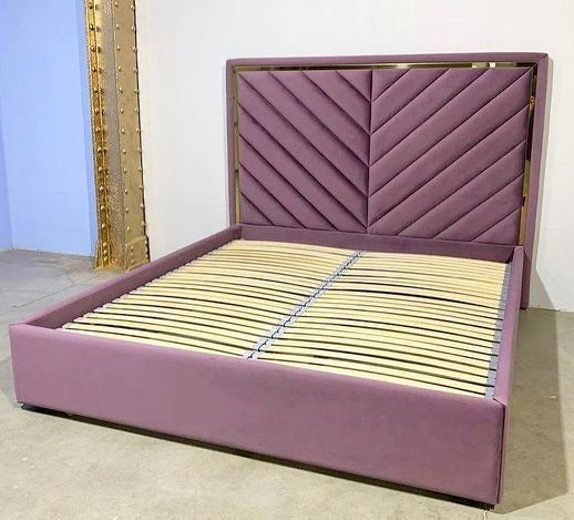 Modern Quesnel Bed