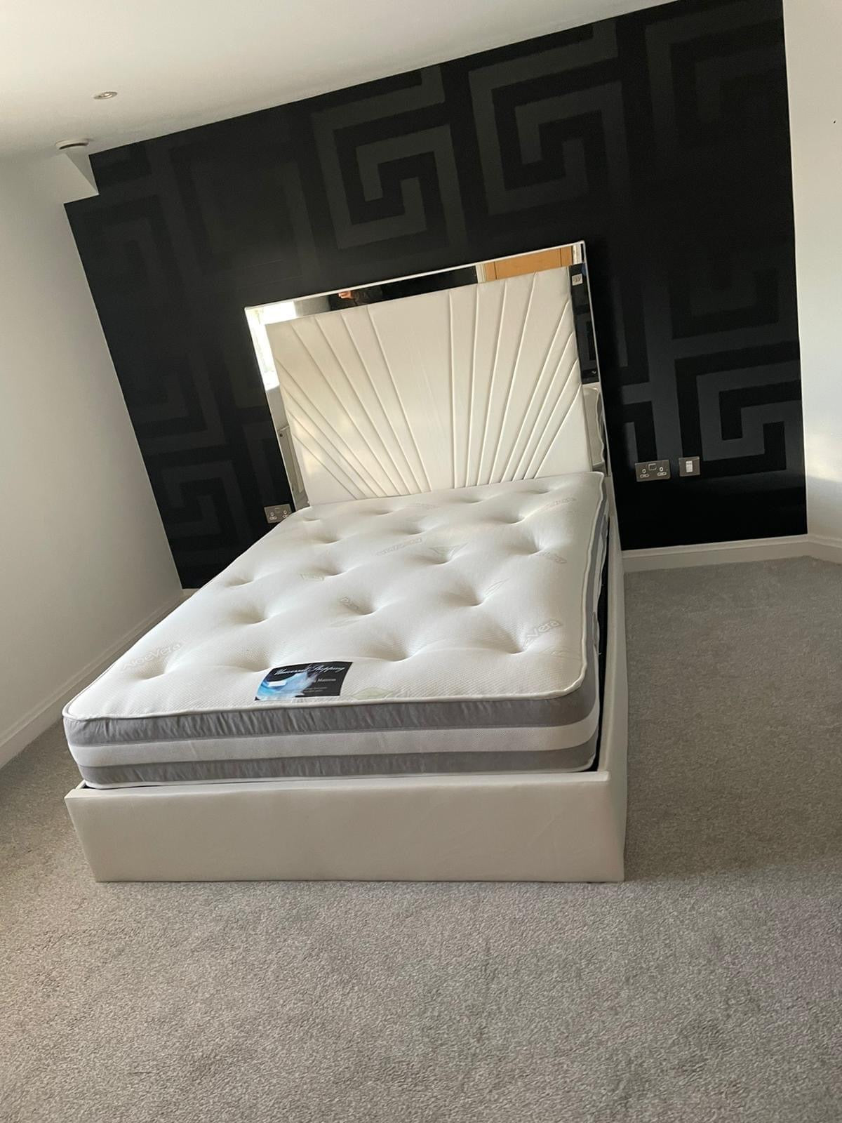 Sunrise Mirror Bed