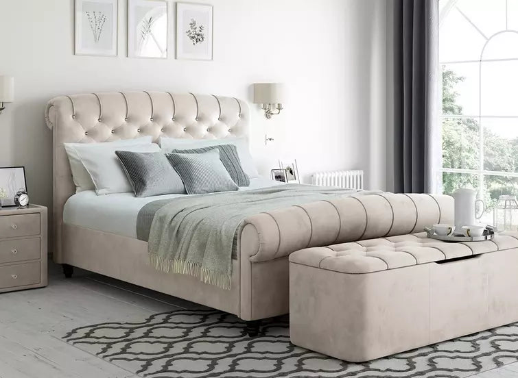 Quebec stylish Bed