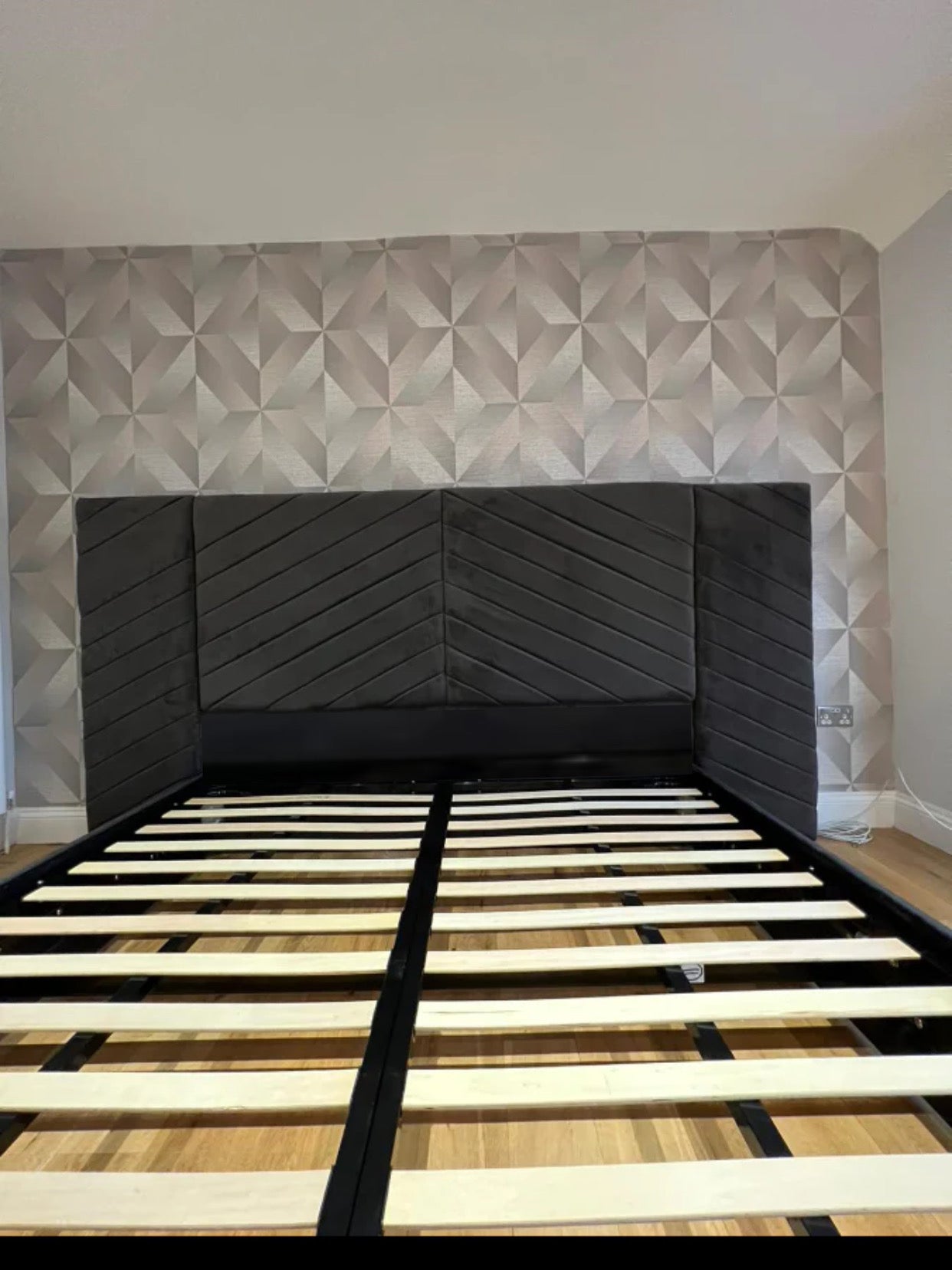 Luxury Caroline Extra Wide Panelled Bed